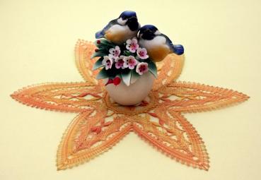 Preview: 164 Klöppelbrief  Blütendeckchen „Narzisse“